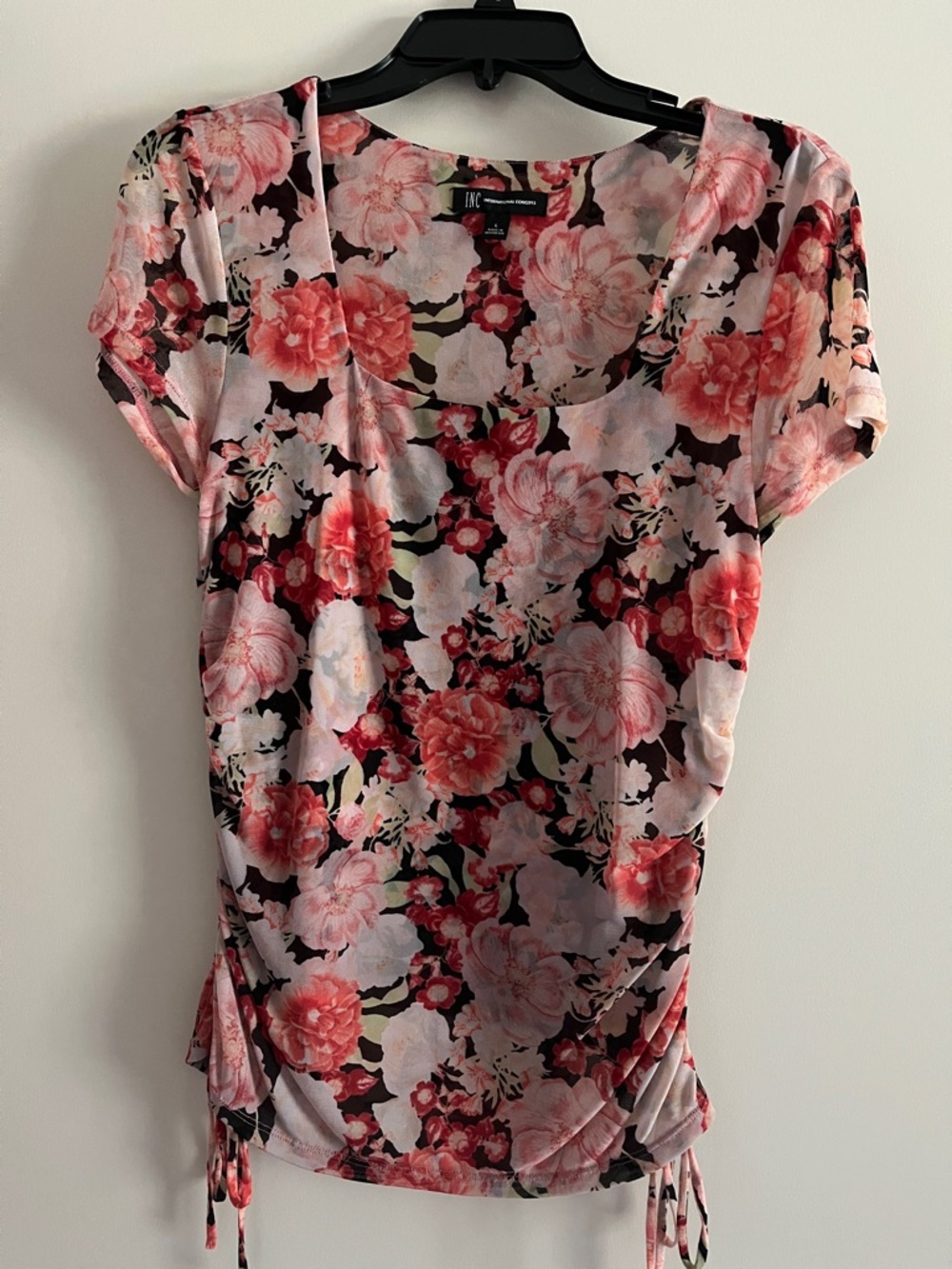 INC International Concepts Black & Pink Floral Scoop Neck Tee